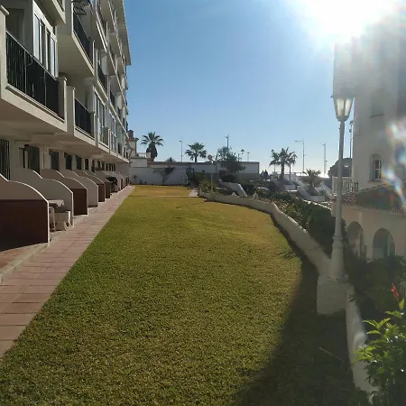 Apartman 1 Bedroom Beachfront At Torecilla *