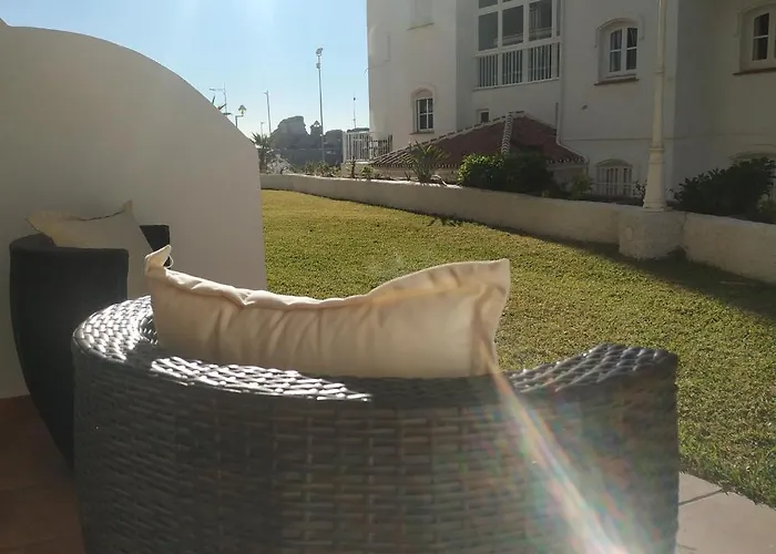 1 Bedroom Beachfront At Torecilla Apartment *