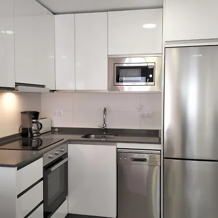 1 Bedroom Beachfront At Torecilla Апартаменти