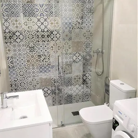 1 Bedroom Beachfront At Torecilla Апартаменти Нерха